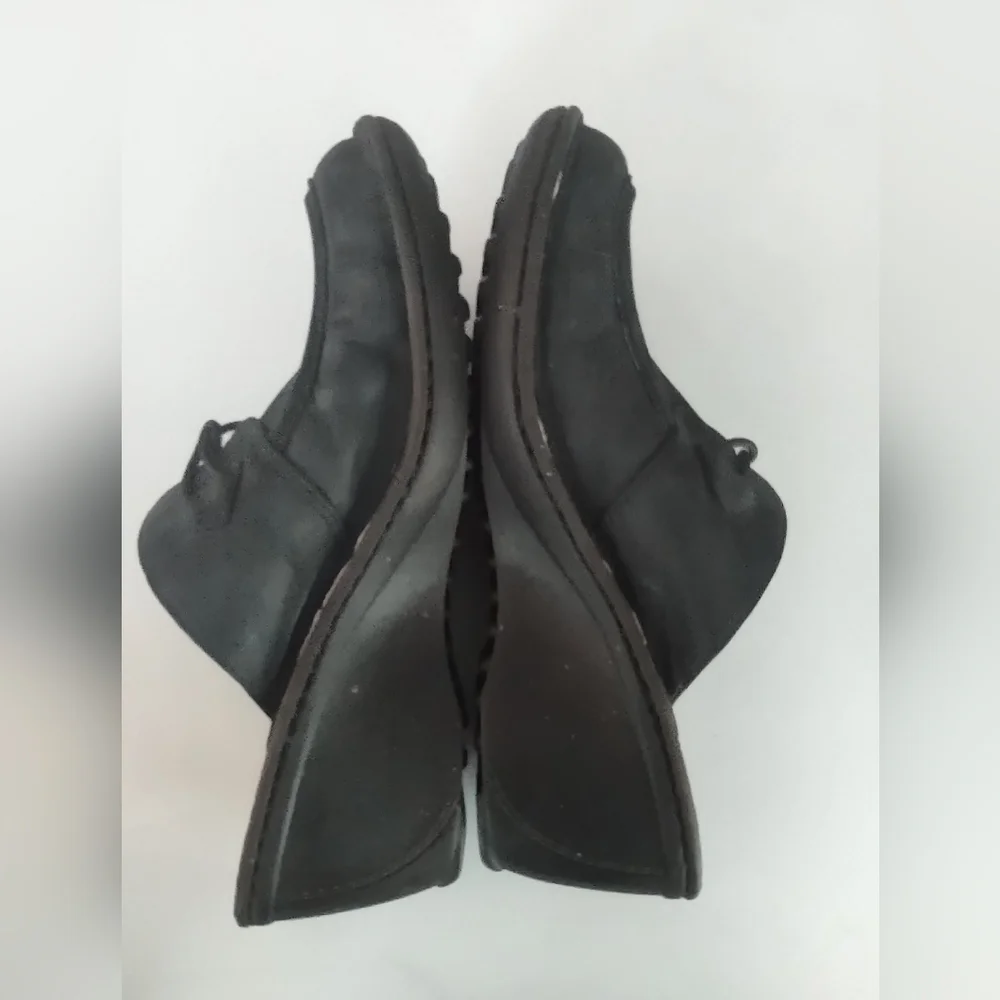 UGG Clog Tooth Toggle Shearlings - Picture 7 of 11